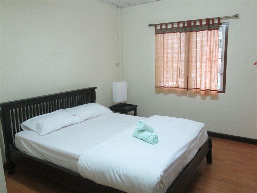 Smile House Guesthouse Chiang Mai Luaran gambar