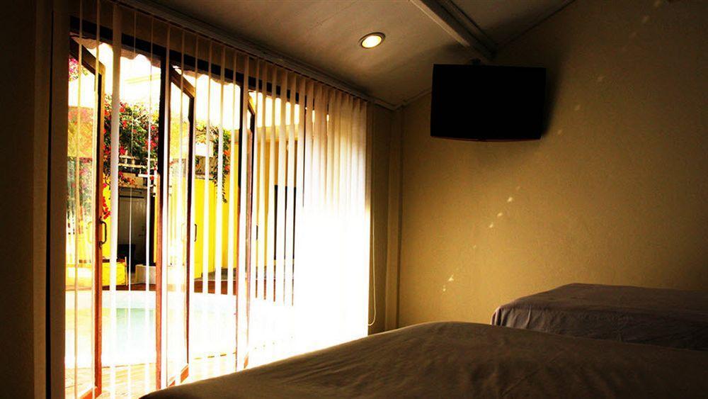 Smile House Guesthouse Chiang Mai Luaran gambar