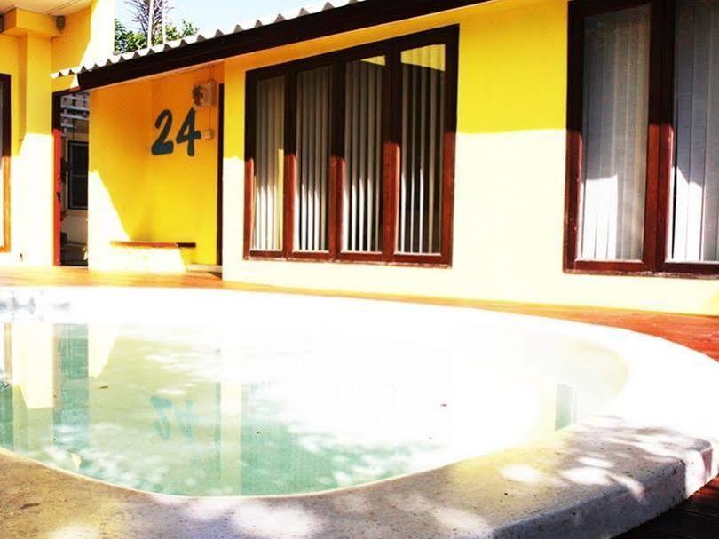 Smile House Guesthouse Chiang Mai Luaran gambar