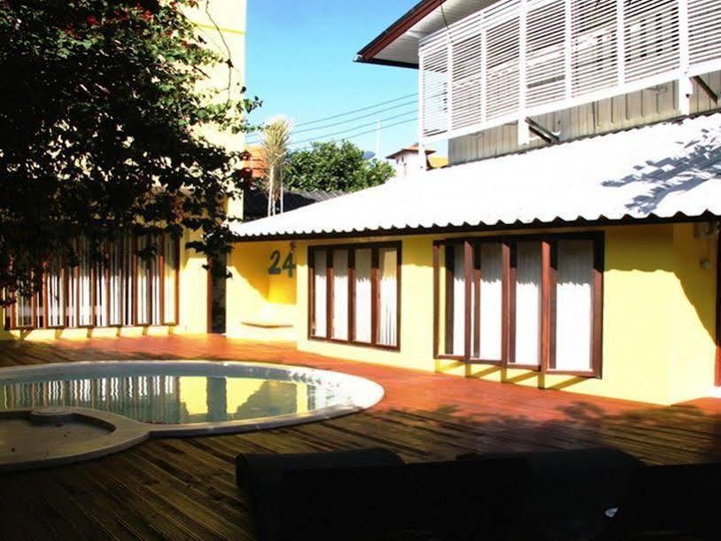 Smile House Guesthouse Chiang Mai Luaran gambar