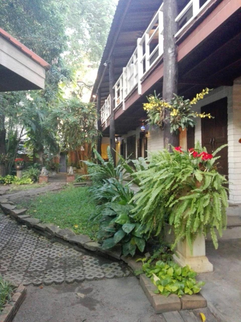 Smile House Guesthouse Chiang Mai Luaran gambar